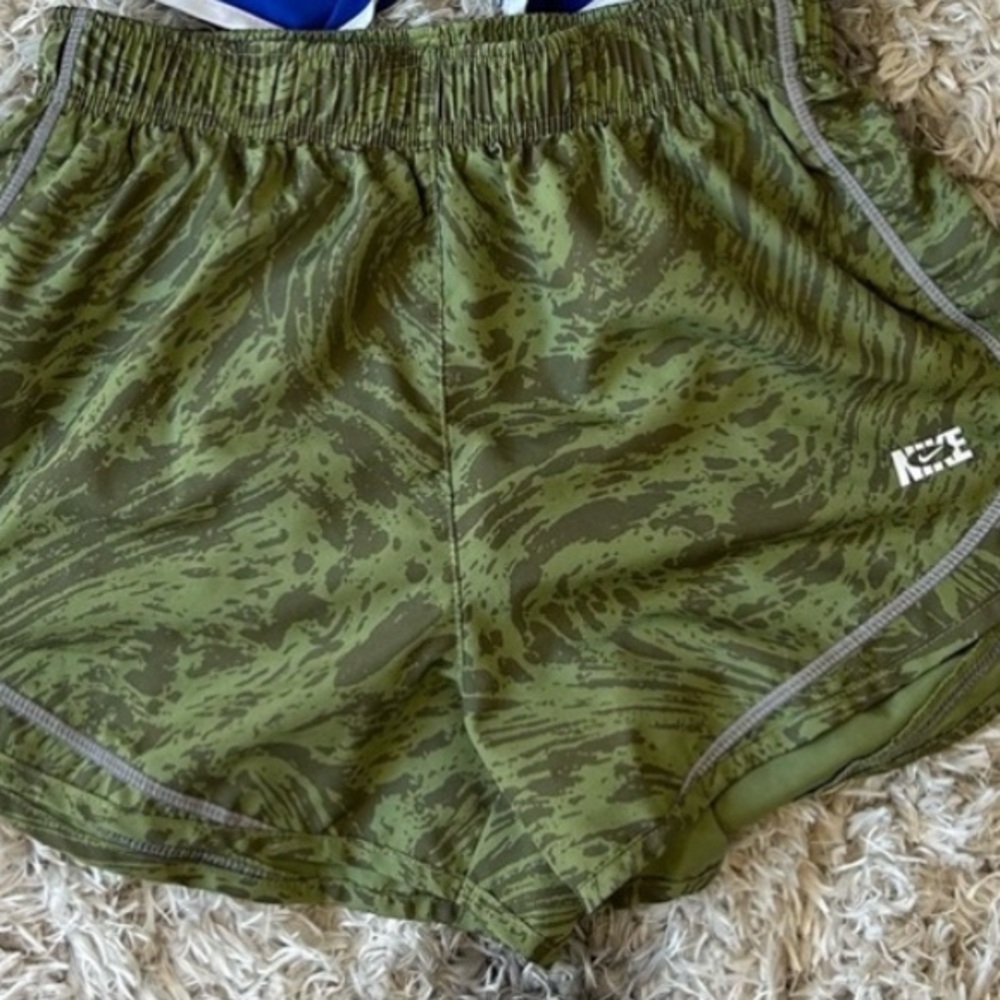 NIKE | Shorts, Sz Small